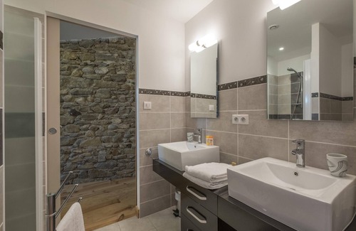 La Digne-d'Aval House | Homerez - House for 10 ppl. with swimming-pool and terrace at La Digne-d'Aval