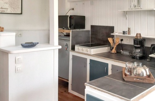 Camaret-sur-Mer House | Homerez - House in Camaret-sur-Mer