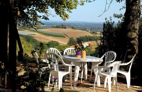 Boudou House | Homerez - House in Moissac, shared pool