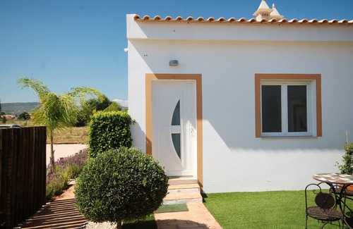 Faro Apartment | Homerez last minute deal - Amazing studio with shared pool