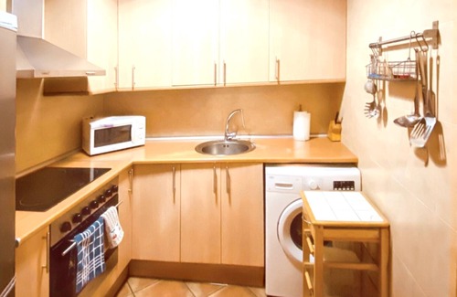 Tolva Apartment | Homerez - Modern Apartment in Tolva with Garden and Sports Facilities