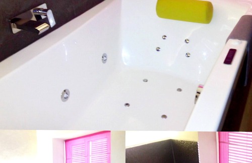 Ubrique Apartment | Homerez - Nice appartement for 2 ppl. with jacuzzi at Ubrique