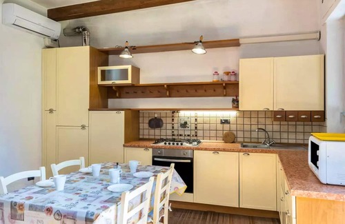 Sud-Ovest Apartment | Homerez - Nice appartement for 4 ppl. with terrace and balcony at Verona