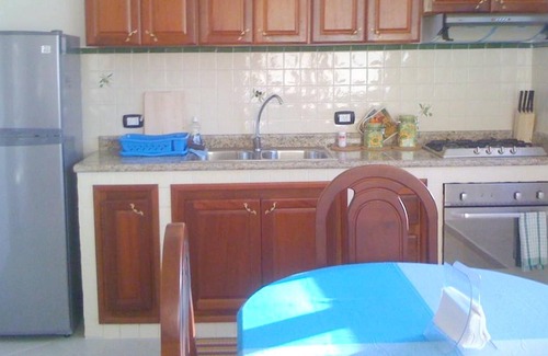 Reparto Ibarra House | Homerez - Nice house 600 m away from the beach for 2 ppl. with shared pool