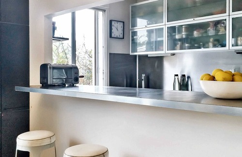 Quartier de la Roquette Apartment | Homerez - Paris Apartment with Terrace