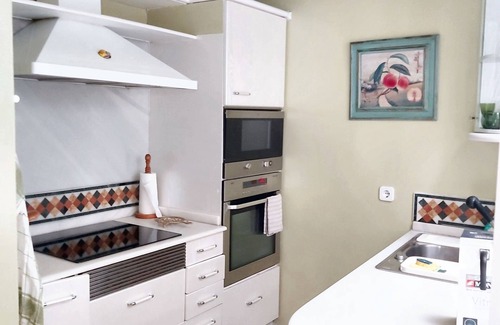 La Coruna House | Homerez - Spacious house with terrace and balcony in A Coruña