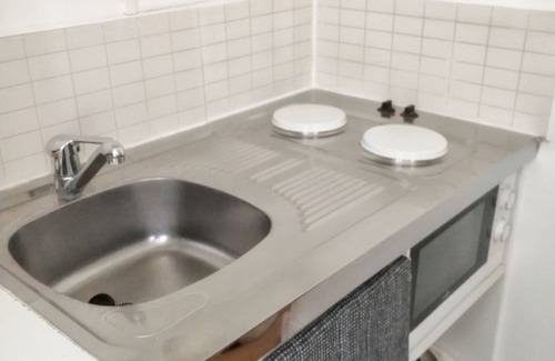 Sainte-Anne - Faubourg Noyon Apartment | Homerez - Studio centre Amiens