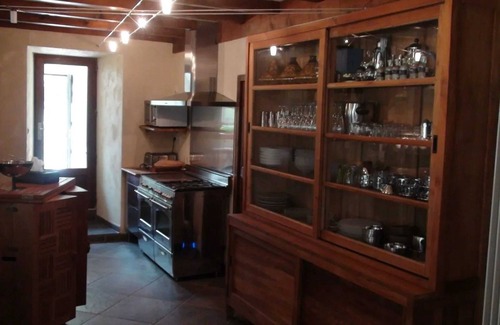 Le Chambon-sur-Lignon Villa | Homerez - Villa in Le Chambon-sur-Lignon