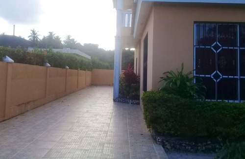 Cabrera Villa | Homerez - Villa 1 km away from the beach with swimming-pool and jacuzzi at Nagua