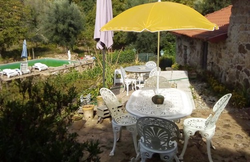 Basto Villa | Homerez - Villa for 6 ppl. with swimming-pool, garden and terrace at Basto