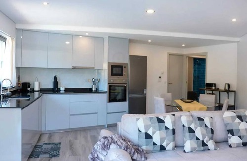 Arouca House | Homerez - Welcoming house with pool in Lomba