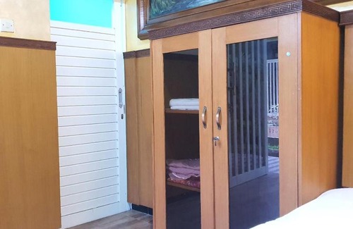 Malang House | Homestay Abah Kolam Syariah