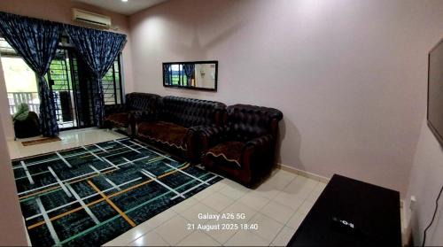 Kuala Berang House | Homestay Kuala Berang Solehah Full Aircond Wifi & Netflix