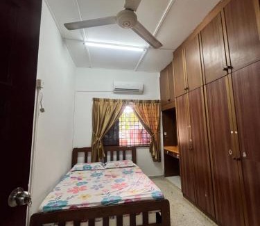 Puchong House | Homestay Rozimad Puchong