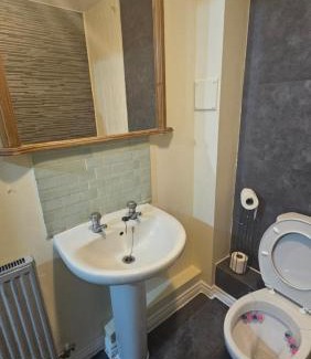 Waltham Abbey House | Homestay Special