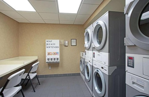 Newtonville Hotel | Homewood suites by Hilton Albany