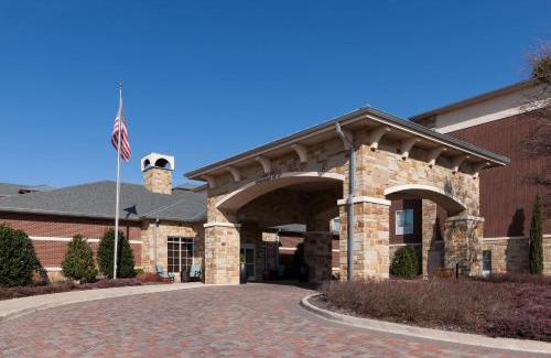 Denton Hotel | Homewood Suites by Hilton Denton