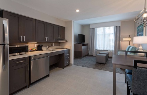 Panama City Beach Hotel | Homewood Suites by Hilton Panama City Beach