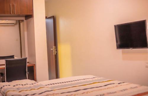 Alimosho House | HOMEWORTH SPACES - Shortlet Apartmemt