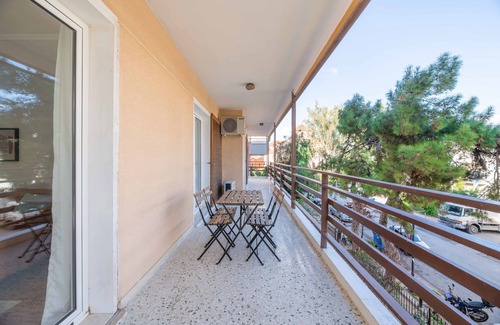 Papagou-Holargos Apartment | Homey 2BR Apartment in Cholargos
