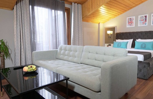 Arnavutkoy Hotel | Homey Airport Hotel