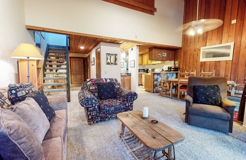 Mammoth Lakes Condo | Homey Condo, Right Across from The Village! Forested Setting & Balcony