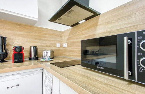 La Roche-sur-Foron Apartment | Homey Friendly - Near train station/Private patio