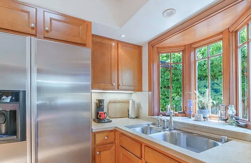 Northeast Carmel House | Honeybee - Carmel Home - What's the Buzz?