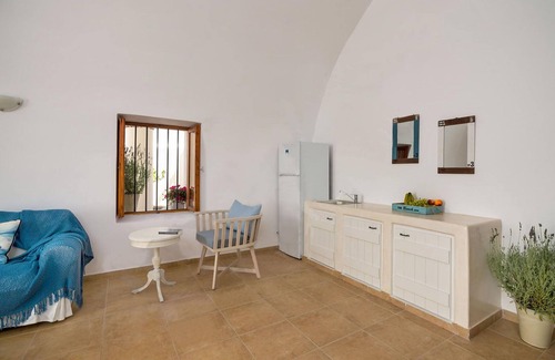 Pyrgos Apartment | Honeymoon Luxury Apartment