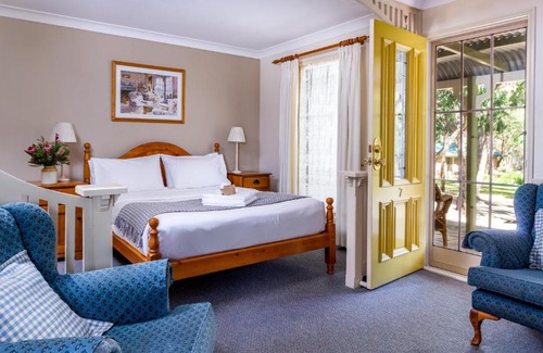 Stanthorpe Cabin | Honeysuckle Cottages