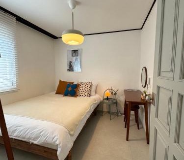 Hapjeong-dong Apartment | Hongdae Hapjeong 3BR Apartment for 4 to 8 People
