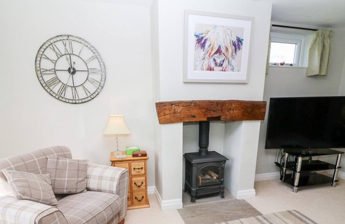 Sedgwick House | HOOPERS END, family friendly, with a garden in Sedgwick