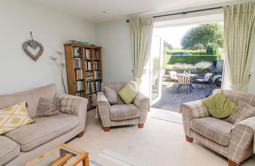 Sedgwick Cottage | Hoopers End