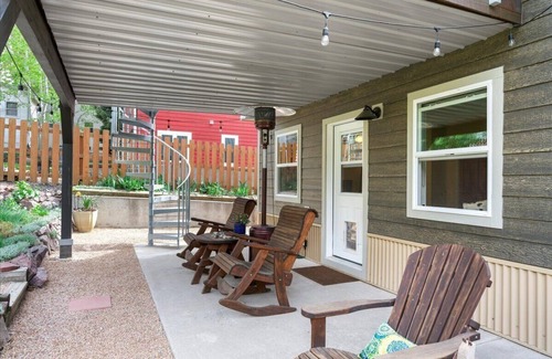 Ouray House | Hooray for Ouray! Hot tub and 2 blocks to Main Street!