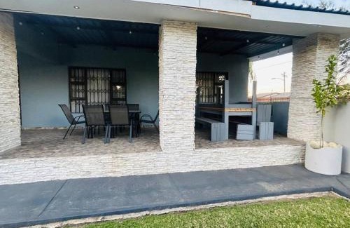 Odendaalsrus House | Hope Villa Luxury Accomodation