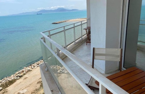 Le Kram Apartment | Hopp 3al Bhar