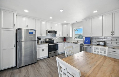 South Nags Head House | Horace's Hut | 200 ft from the beach | Hot Tub | Nags Head