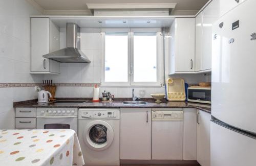 Deustuko San Pedro-Erribera Apartment | Horia apartment by People Rentals