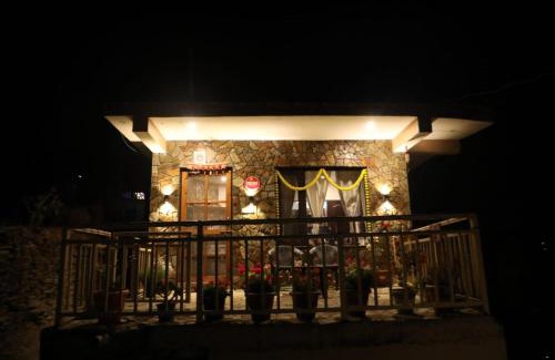 Kasiyalekh Apartment | Horizon Hues1bhk overlooking the hills with Wifi