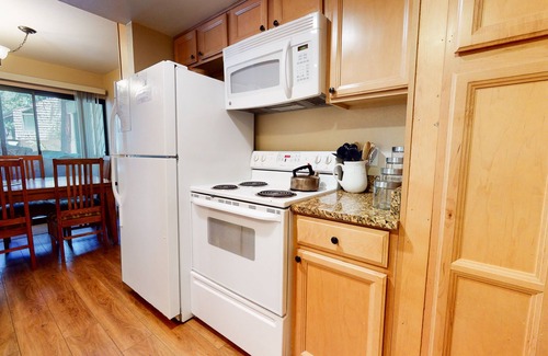 Sierra Holiday Condo | Horizons Bliss | Family Friendly | Close to Shops and Groceries