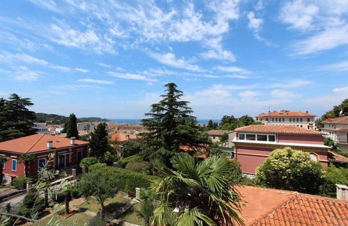 Rovinj Apartment | HORIZONT One-Bedroom Apartment with Sea View