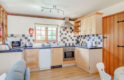Little Glemham Cottage | HORSESHOE, pet friendly, country holiday cottage in Little Glemham