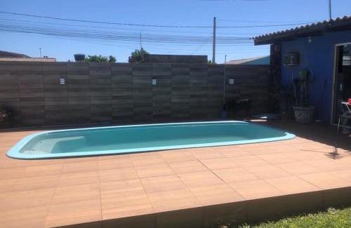 Bonfim House | Hospedagem familiar com piscina e churrasqueira