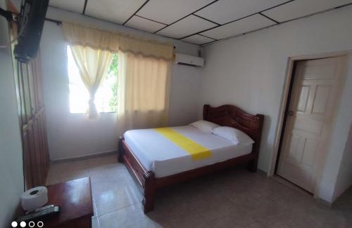 Santa Cruz de Mompox Hotel | HOSPEDAJE CASA JENIFER SPA MOMPOXx