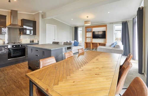 Runswick Bay Ski Chalet | Host & Stay | 19 The Pines