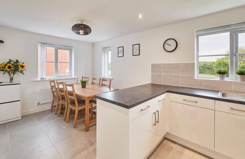 Scarborough House | Host & Stay | Cayton Bay Cottage