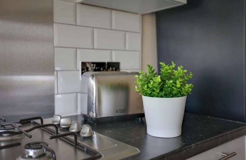 Harlow Apartment | Host & Stay | No.9 Stantons