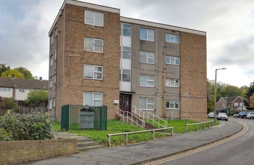 Harlow Apartment | Host & Stay | No.9 Stantons