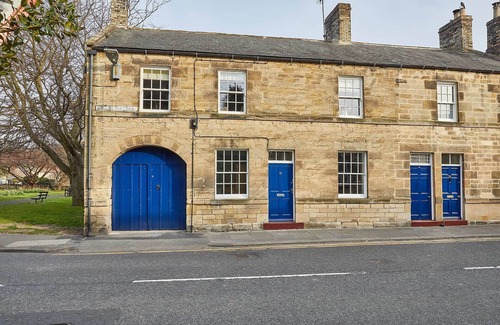 Warkworth Apartment | Host Stay The Blacksmiths