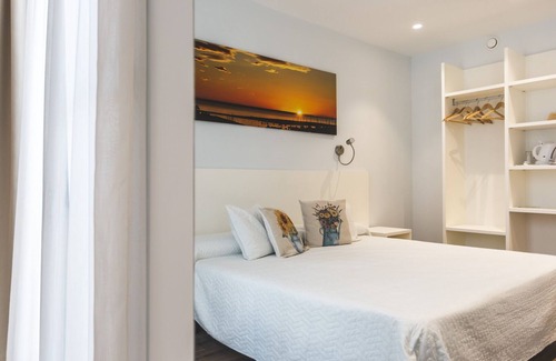 Sant Carles de la Rapita House | Hostal Agustí